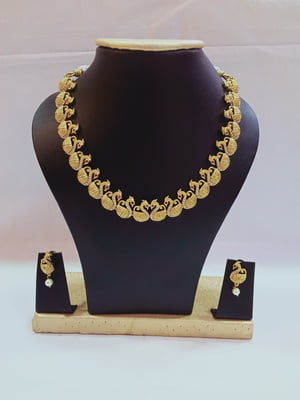 Women Choker