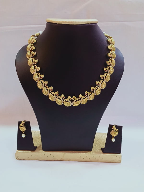 Women Choker Women Choker