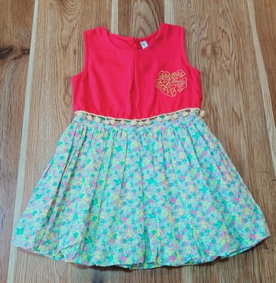 Girls Printed Sleeveless Cotton Dress With Balloon Hem