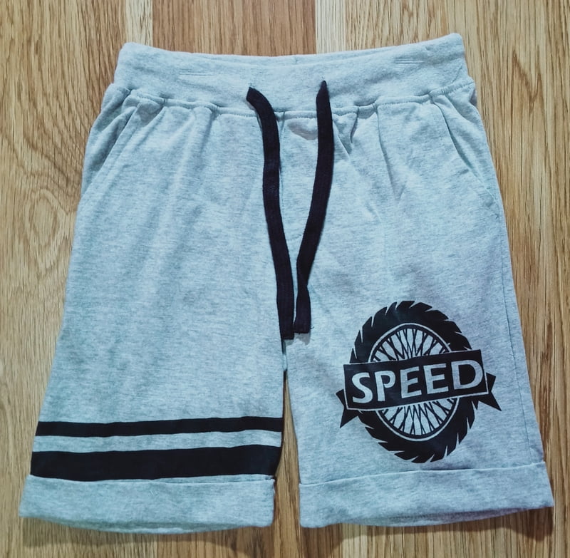 Boys knit roll up shorts with speed print Boys knit roll up shorts with speed print