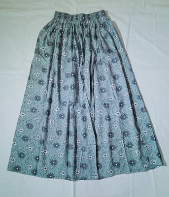 Women Grey Print Skirt